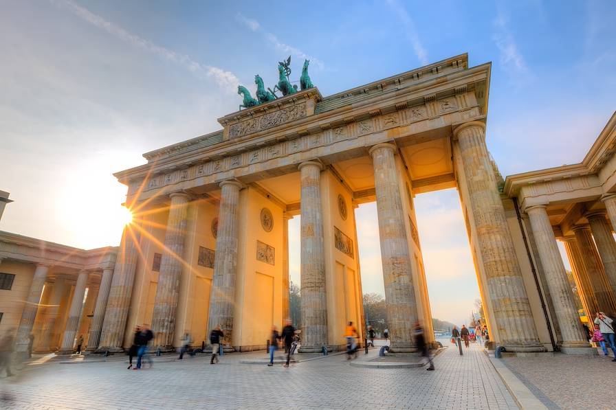 Porte de Brandebourg - Berlin © sborisov/fotolia.com