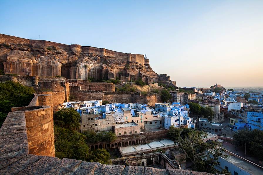 Fort de Mehrangarh et Ville Bleue - Jodhpur - Rajasthan - Inde © imagehub/Fotolia