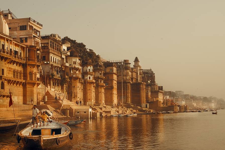 Varanasi - Inde © Nevskyphoto/stock.adobe.com