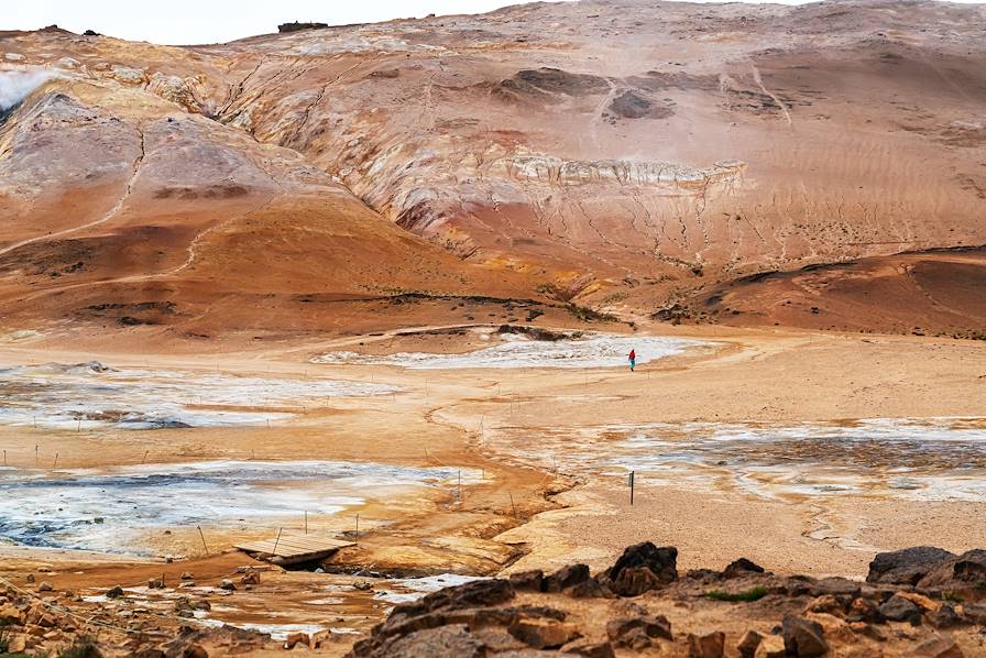 Namafjall - Lac Myvatn - Islande © Getty Images/iStockphoto