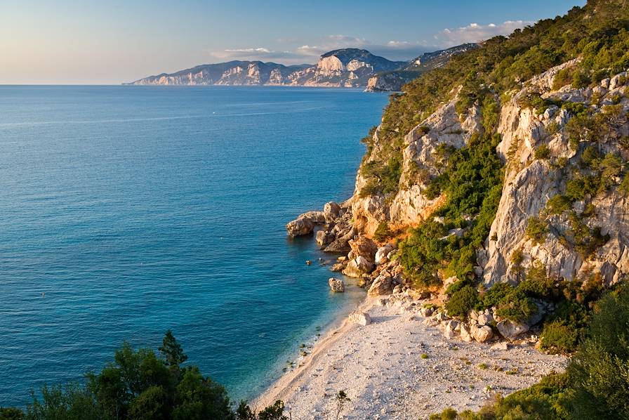 Cala Gonone - Sardaigne - Italie © Pixelshop / Fotolia.com