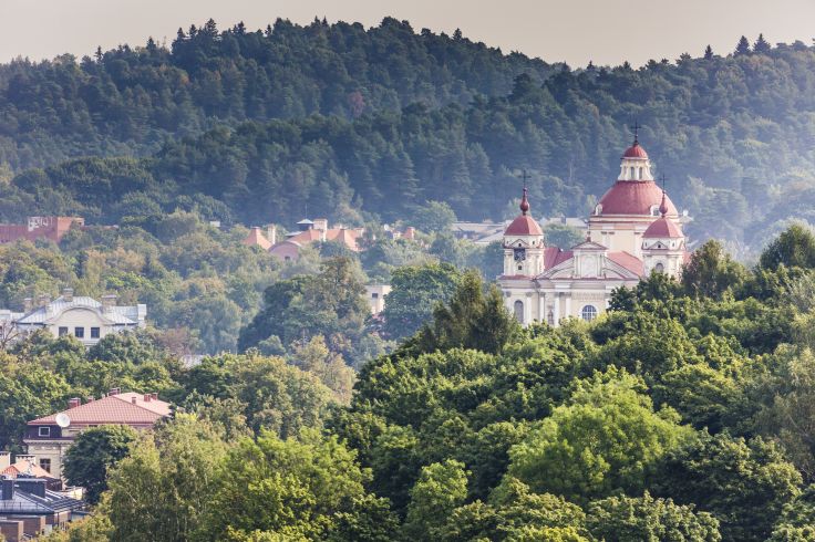 Église Saint-Pierre-et-Saint-Paul de Vilnius - Lituanie © Mariusz Prusaczyk/Fotolia