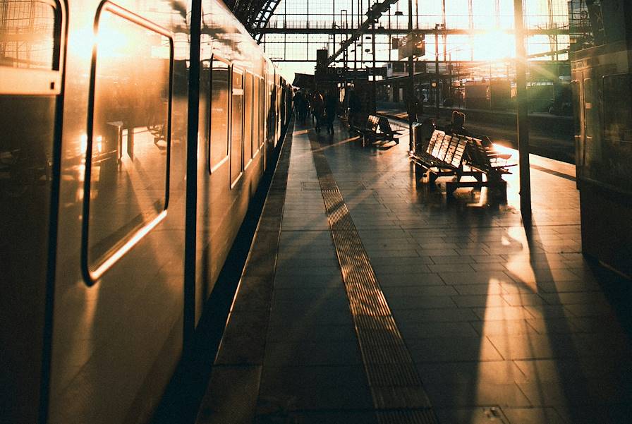 Gare © Christian Lue/Unsplash