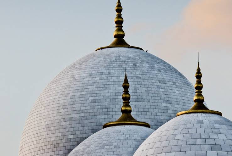 Mosquée Cheikh Zayed - Abou Dhabi - Emirats Arabes Unis © Getty Images/iStockphoto