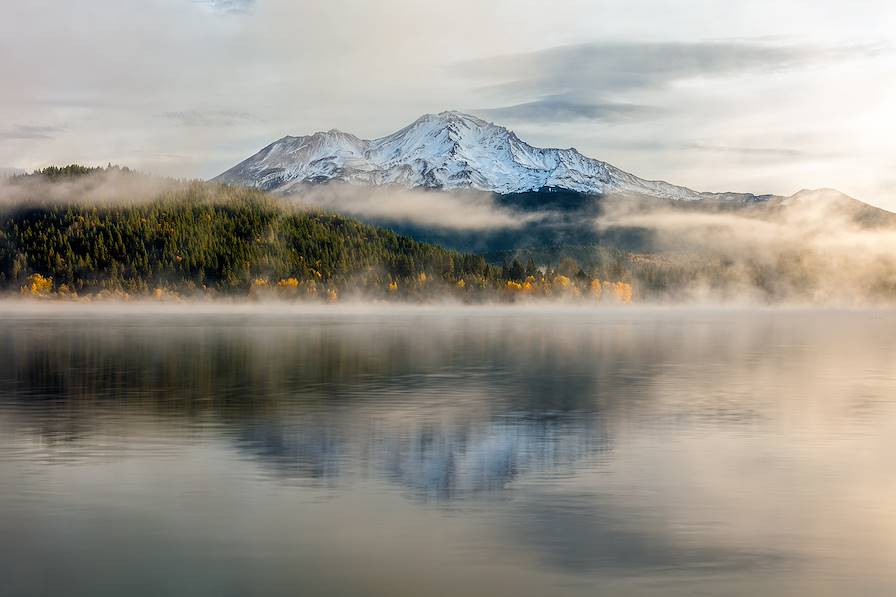 Mont Shasta - Californie - Etats-Unis © fenlio/stock.adobe.com