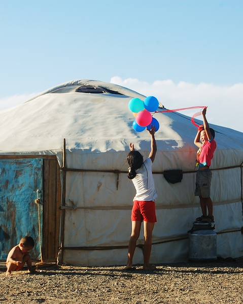 Voyages itinérants Mongolie - Oulan-Bator - Khögnö Khan - lac Ögii - Khustain Nuruu