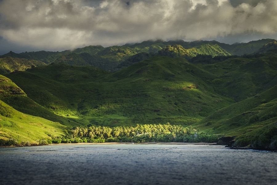 Bord de mer d'Hiva Oa